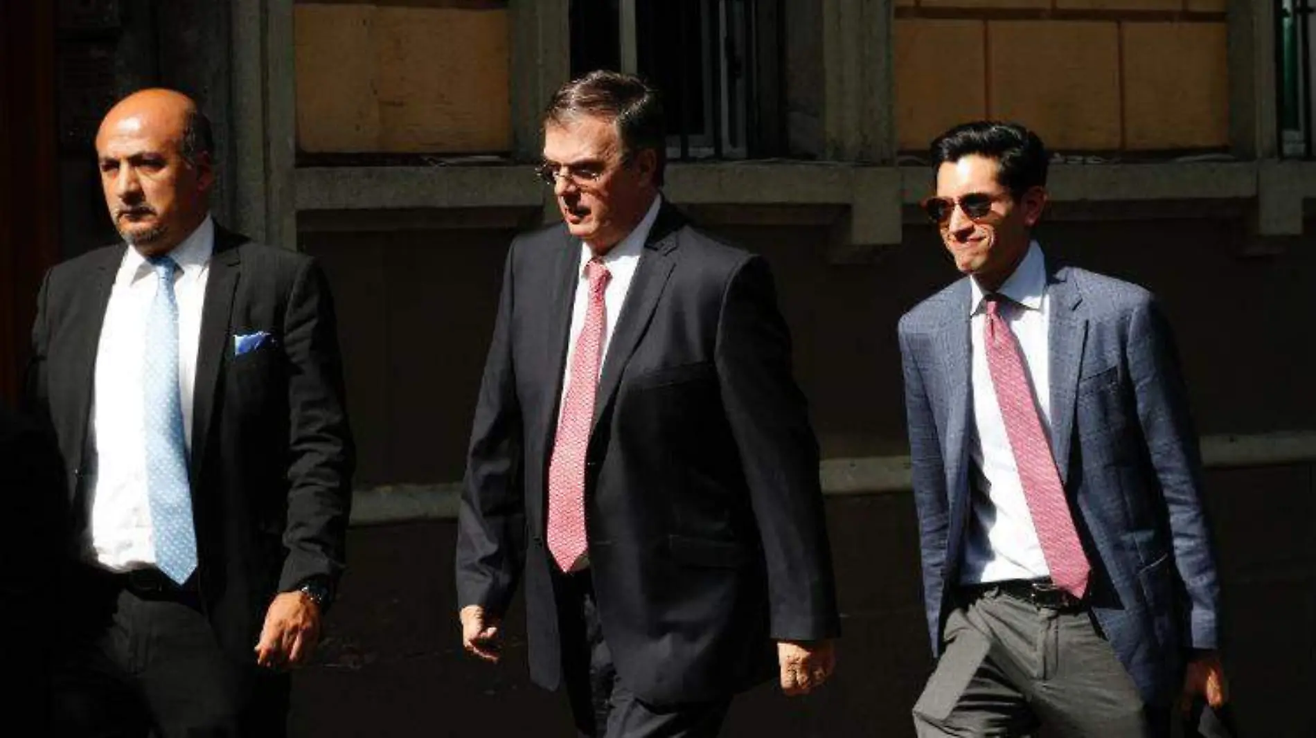 NOTIMEX ebrard embajadores